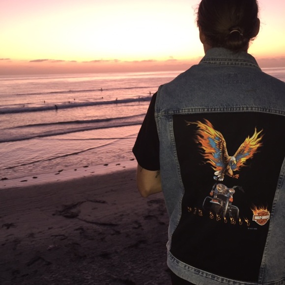 VINTAGE//UPCYCLED//REPURPOSED//HANDMADE - Picture 4 of 8